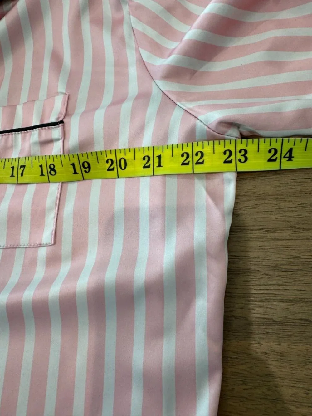Silky Lounge Pajama Set Short Sleeve Button Up size large